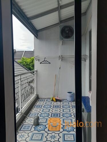 Rumah 2 lantai, asri, AC, kolam renang, one gate system, komplek cinere delta residence