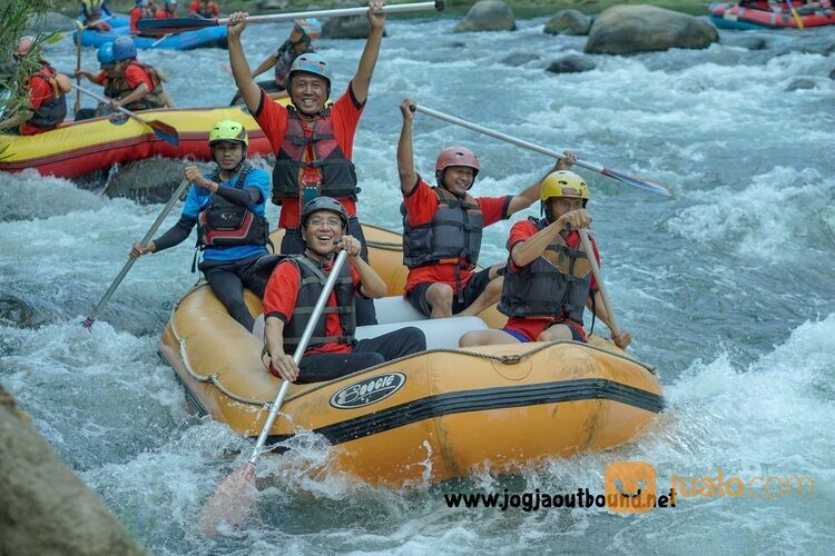 Rafting Sungai Elo, Paket Rafting Magelang Murah dan Menyenangkan
