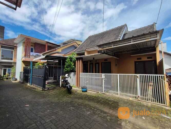 RUMAH SAWOJAJAR 2 JALAN KAPIWORO DEKAT SPBU SULFAT MALANG