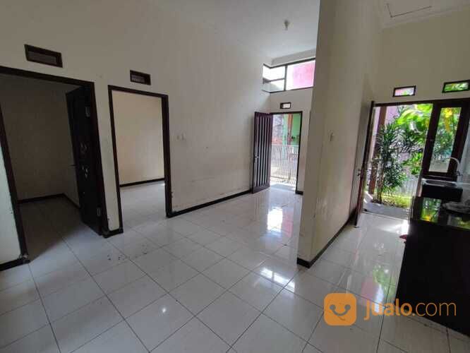 RUMAH SAWOJAJAR 2 JALAN KAPIWORO DEKAT SPBU SULFAT MALANG