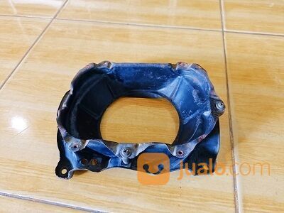 Batok ring lampu depan Toyota Kijang Super sebelah kiri