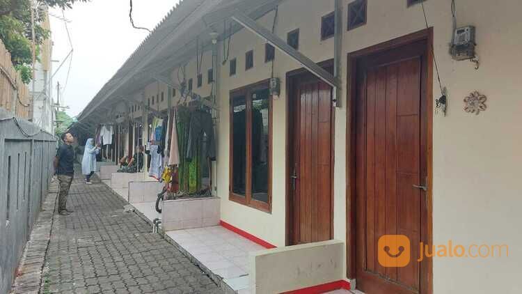 Kontrakan 11 Pintu Lokasi Strategis Kodau, Bekasi