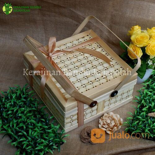 Kotak hampers model mata itik uk.25cm/kotak packaging produk kekinian