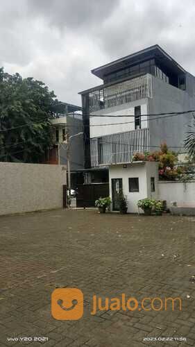 Gedung Perkantoran di Kebon Jeruk. Dekat Mall, Tol, Kampus, RS