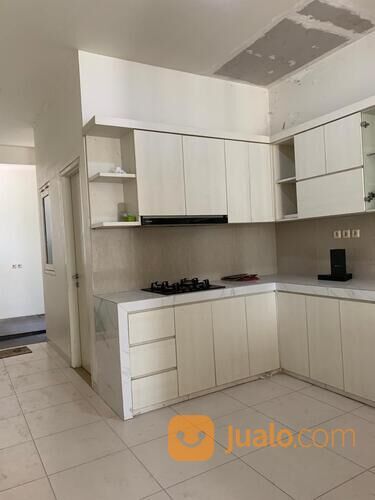 Rumah 2 Lantai Minimalis di Perumahan Elit Surabaya Barat - Alam Galaxy View jalan utama