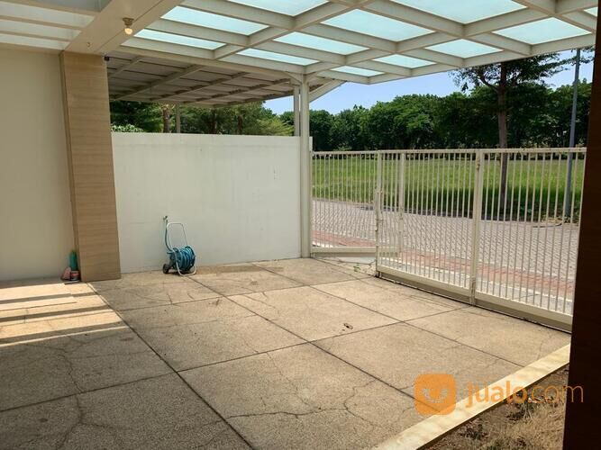 Rumah 2 Lantai Minimalis di Perumahan Elit Surabaya Barat - Alam Galaxy View jalan utama