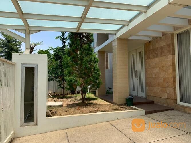 Rumah 2 Lantai Minimalis di Perumahan Elit Surabaya Barat - Alam Galaxy View jalan utama