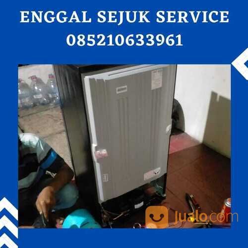 Service Kulkas Cikeas Udik Gunung Putri 085210633961