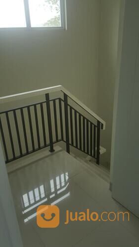 Rumah Cluster Garcia Modernland