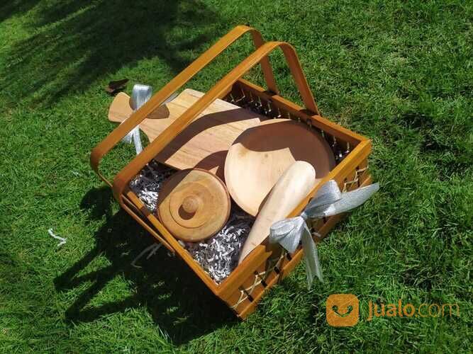Hampers Peralatan Dapur Bahan Kayu/ Hampers Alat Masak /Hadiah Set- KOTAK COKLAT