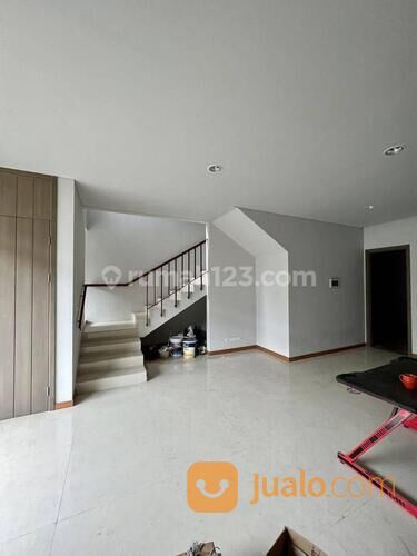 Rumah Greenwich Park Cluster Caelus BSD City