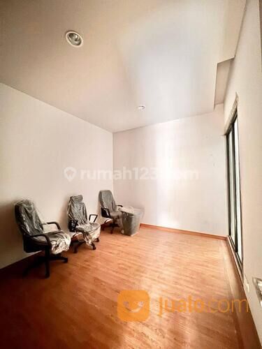 Rumah Greenwich Park Cluster Caelus BSD City