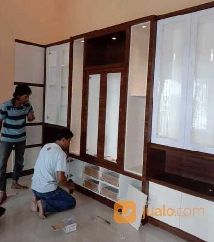 Jasa Tukang Bongkar / Pasang Furniture Profesional.