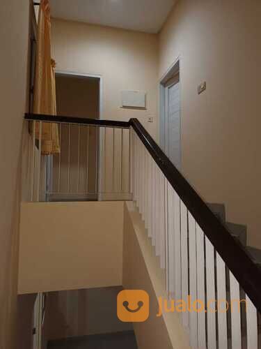 Rumah 2 lantai langka di Cluster Red Diamond, Residence One