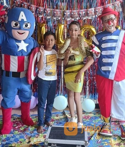 Dekorasi balon plus badut ulang tahun & khitanan