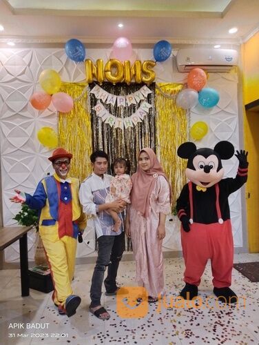 Dekorasi balon plus badut ulang tahun & khitanan