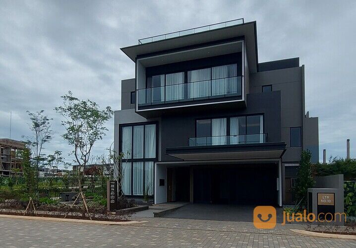 Layton Rumah Mewah Tercantik di Navapark BSD City
