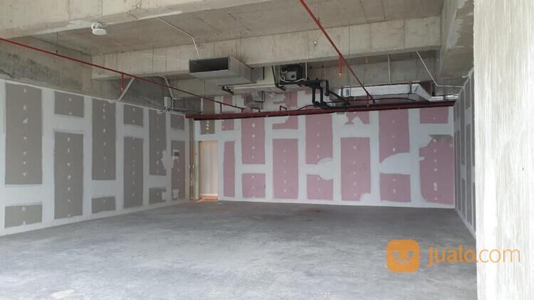 Brand New Office Kantor Startegis Tengah Kota World Capital Tower WTC Kuningan Jakarta Selatan