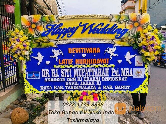 Terbaik 0822-1739-8838, Bunga Ucapan Ulang Tahun Tasik, daerah Cihideung Tasikmalaya