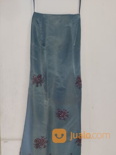Dress Pesta Wanita Motif Manik - Manik
