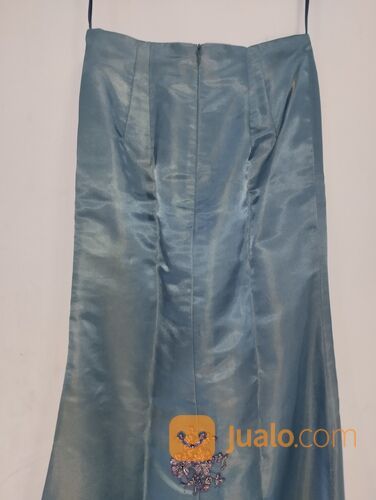 Dress Pesta Wanita Motif Manik - Manik