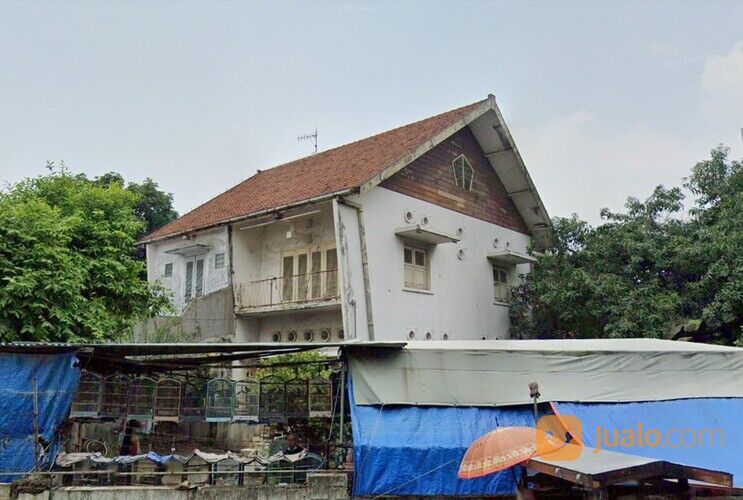 Rumah Tua di Jalan Empu Tantular Kawasan Darmo Surabaya