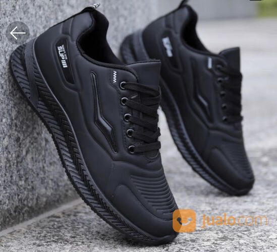 Sepatu gio saverino hitam