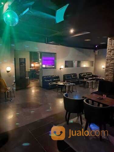 Mayjend Sungkono, Resto & Cafe Dekat, Komersil Area Persis 0 Jalan