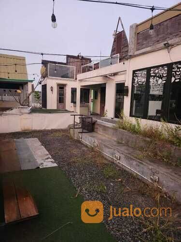 Mayjend Sungkono, Resto & Cafe Dekat, Komersil Area Persis 0 Jalan