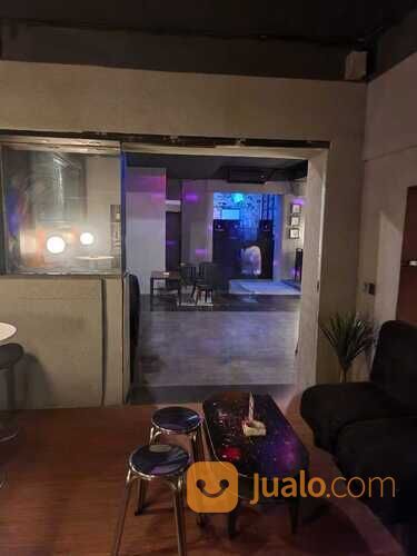 Mayjend Sungkono, Resto & Cafe Dekat, Komersil Area Persis 0 Jalan