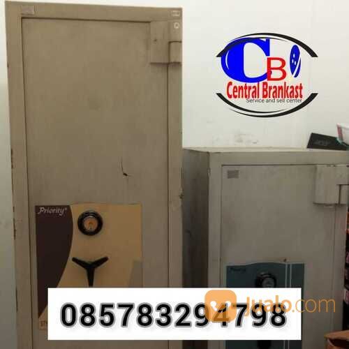 Service Brankas Kota Semarang 085185557784