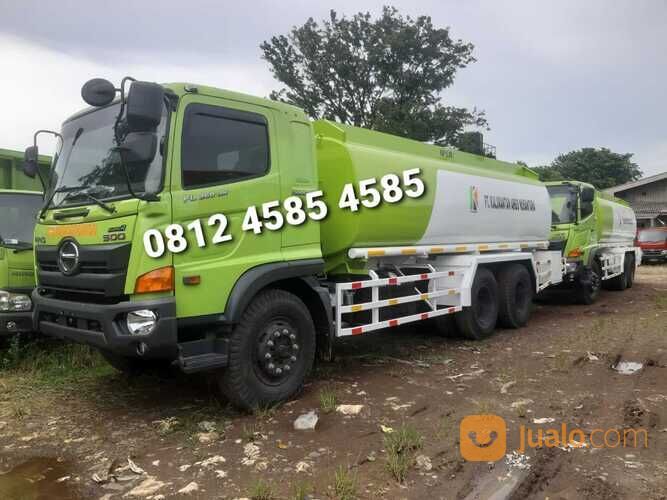 Mobil Truk Tangki CPO Truk Tangki Crude Palm OIl Minyak Sawit 16000 Liter