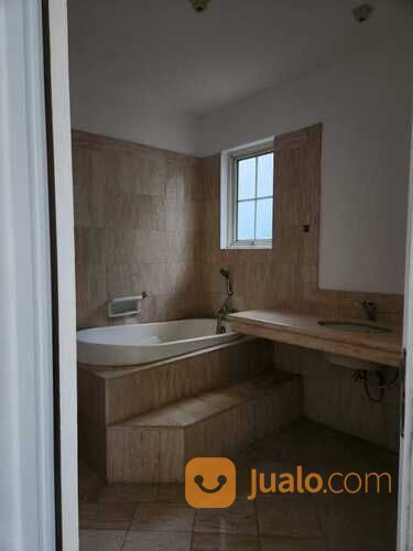 Rumah Siap Huni dalam Cluster di Sentul City, Bogor