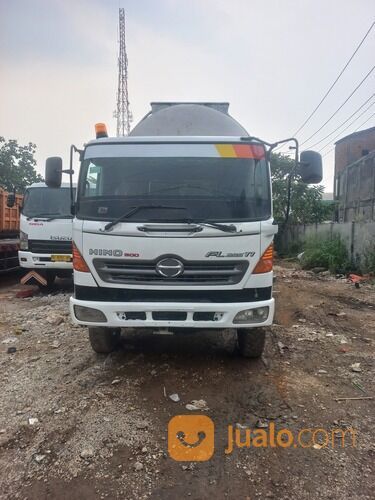 Truk tangki hi blow hino fl 235 jw