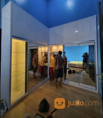 JASA SERVIS PERBAIKI LEMARI, KITCHEN SET, MEJA, RANJANG, JABODETABEK.