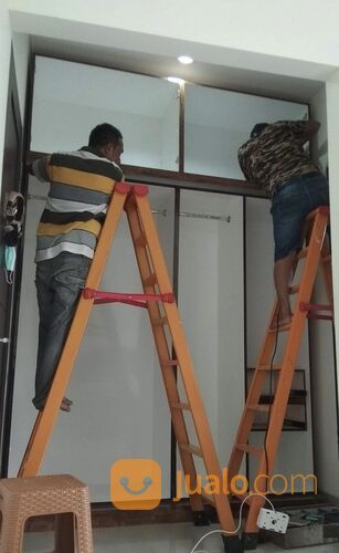 JASA SERVIS PERBAIKI LEMARI, KITCHEN SET, MEJA, RANJANG, JABODETABEK.