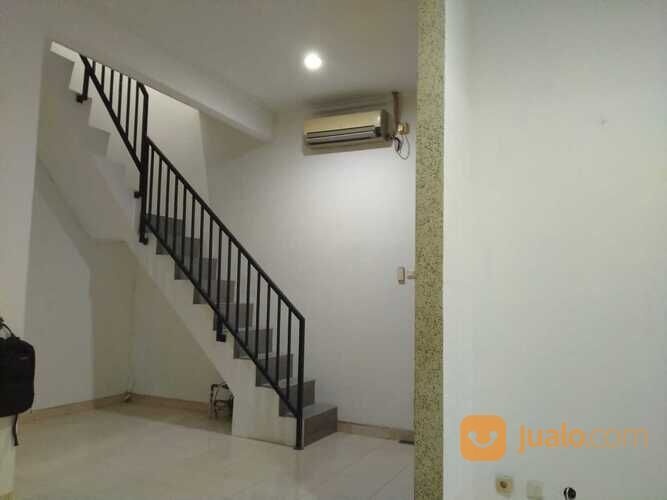 Rumah BU Di Panorama Serpong