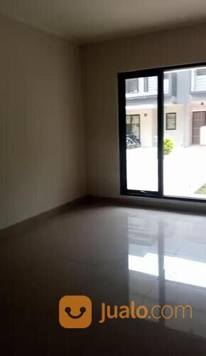 Rumah aman Cluster Kingspoint Avenue (K0586)