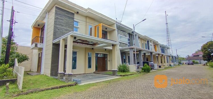 Rumah Cluster 2 Lantai Grand Mitra Perdana Pontianak kota, Pontianak Selatan
