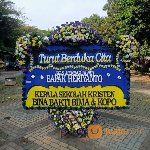 Toko karangan bunga Ciparay Bandung.