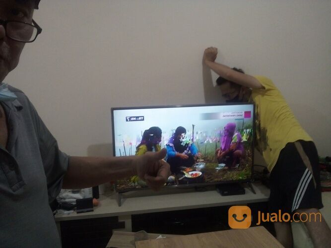 Service tv gading serpong