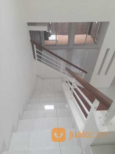 Rumah Siap Huni Cluster Topaz PHG Gading Serpong Tangerang
