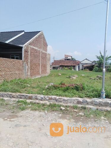 Bangun Rumah Dinding Bata Merah Desain Sendiri