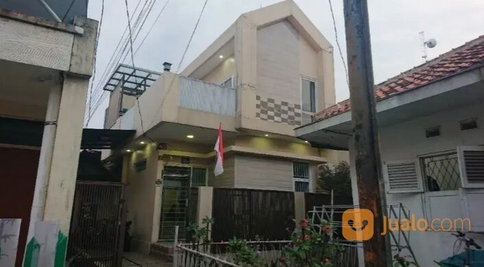RUMAH LENGKONG BESAR,JL JATI BANDUNG AKSES GANG COCOK U/ KOST AN