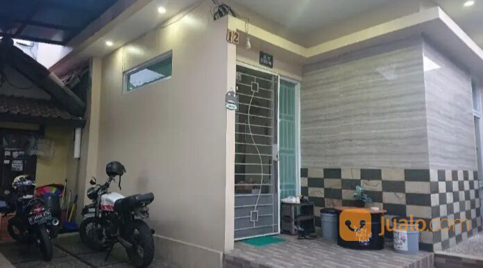 RUMAH LENGKONG BESAR,JL JATI BANDUNG AKSES GANG COCOK U/ KOST AN