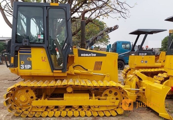 Bulldozer Komatsu D31P-20 LGP ex Import tahun 2023