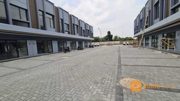 Ruko 2 lantai Avenix 92 BSD samping Kampus Atmajaya