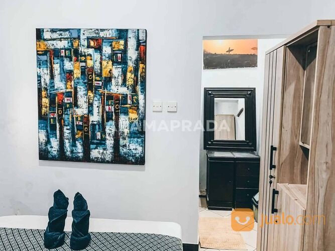 Gedung Serbaguna Pantai Berawa Canggu