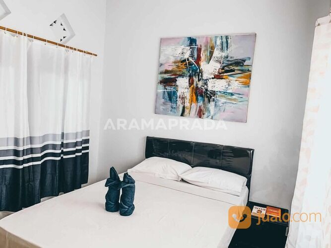 Gedung Serbaguna Pantai Berawa Canggu