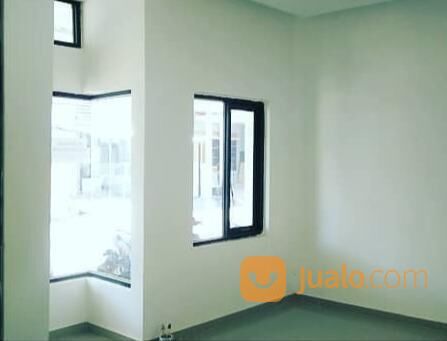 Rumah Minimalis Bersih Terawat di Villa Lembah Asri, Tarogong, Garut